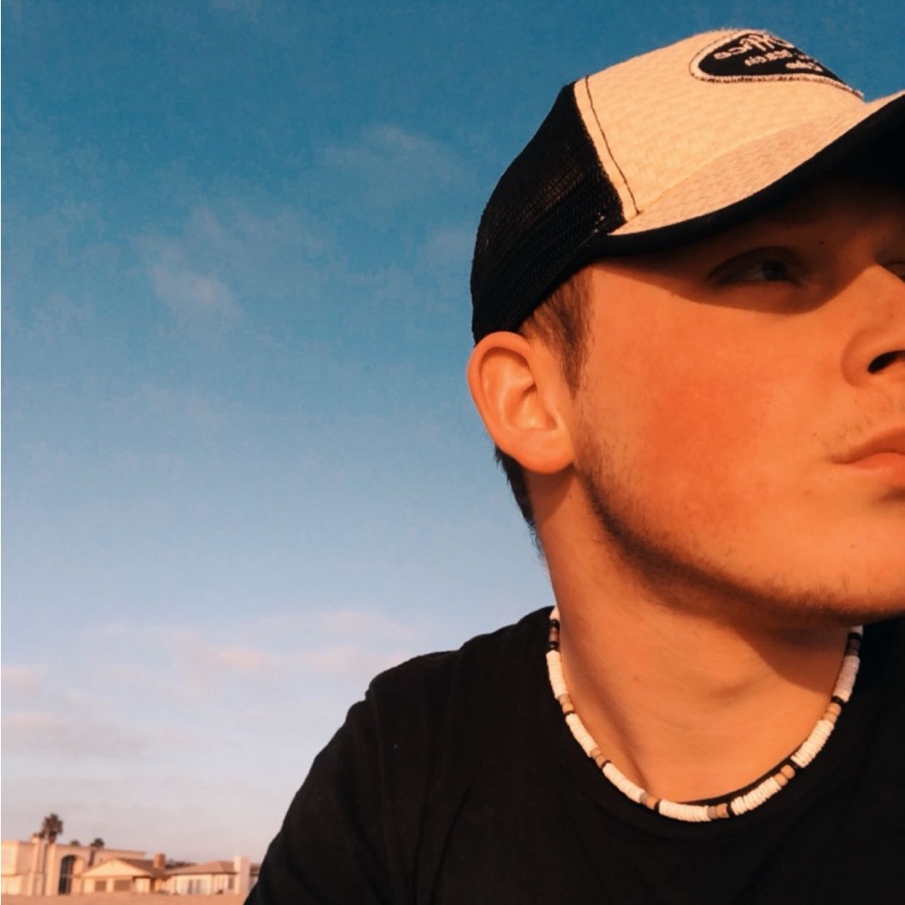 Meet your Posher, Rj